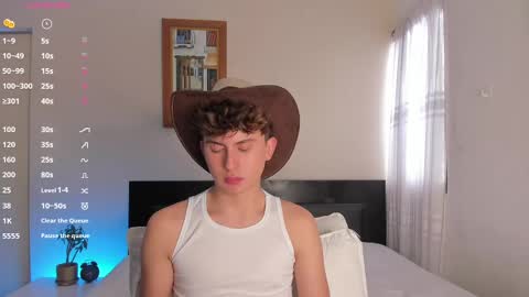 Snapshot of aidan_hale chatting on 12.30.24 A H online show from 12.30.24