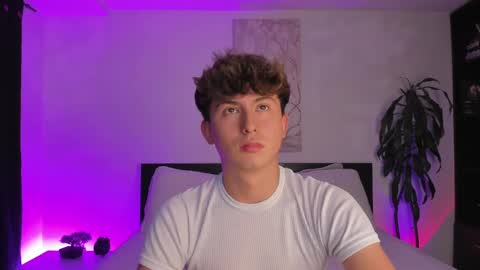 Snapshot of aidan_hale chatting on 01.18.25 A H online show from 01.18.25