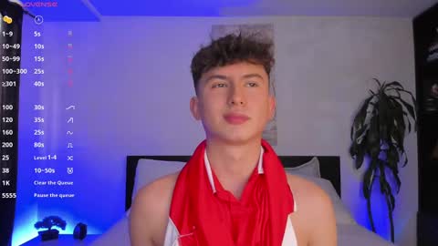 Snapshot of aidan_hale chatting on 01.30.25 A H online show from 01.30.25