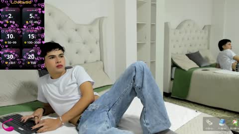 Snapshot of aiiden_15 chatting on 02.05.25 Aiden online show from 02.05.25