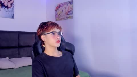 Snapshot of aiiden_15 chatting on 09.17.25 Aiden online show from 09.17.25