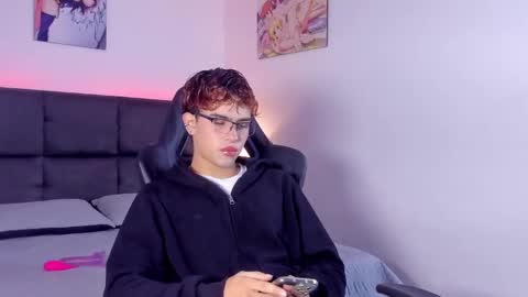 Snapshot of aiiden_15 chatting on 10.10.25 Aiden online show from 10.10.25