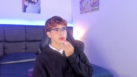 Snapshot of aiiden_15 chatting on 10.14.25 Aiden online show from 10.14.25