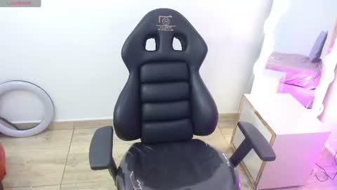 aiithana_tay online show from 07.24.26