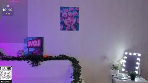 Lynn online show from 11.21.25