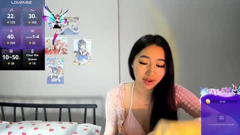 Snapshot of aiko_vex chatting on 02.14.26 Aiko online show from 02.14.26