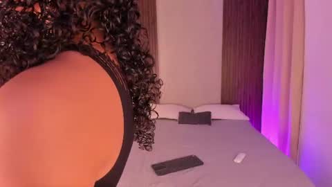 ailann_1 online show from 07.28.26
