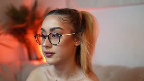  Aileen  online show from 03.08.26