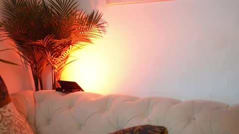  Aileen  online show from 04.15.26