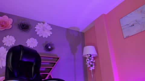  AILEEN VEGA  online show from 01.14.25