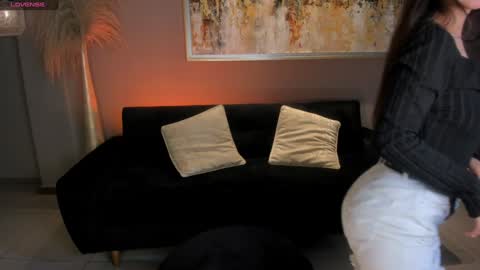  AILEEN VEGA  online show from 01.19.25