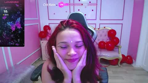 Snapshot of ailen_t_ chatting on 03.07.25 ailen online show from 03.07.25