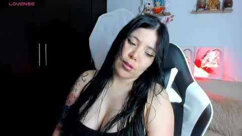 Snapshot of ailynred_ chatting on 05.07.26 Ailyn online show from 05.07.26