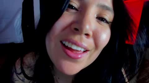 Ailyn  online show from 07.25.26