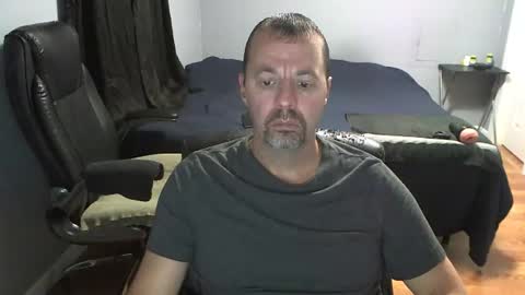 Snapshot of airbornelunsford39 chatting on 12.17.25 Daddy online show from 12.17.25