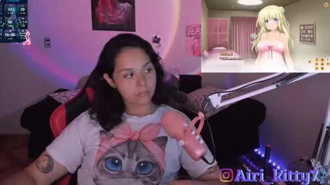 Snapshot of airi_kitty chatting on 12.22.25 airi_kitty online show from 12.22.25