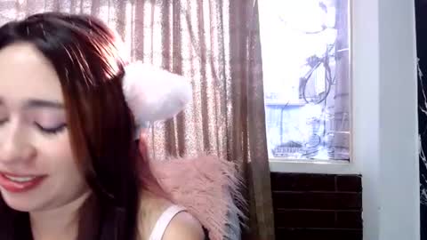 Snapshot of airia_bloom chatting on 07.15.26 airia_bloom online show from 07.15.26