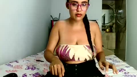 aisha koswell3 online show from 07.19.26