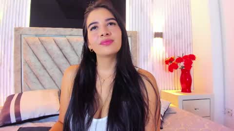Snapshot of aisha_stones chatting on 07.28.26 Aisha Stones online show from 07.28.26