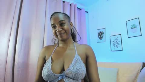 Aisha online show from 10.07.25