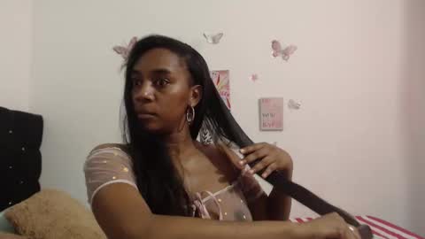 Aisha online show from 11.25.25