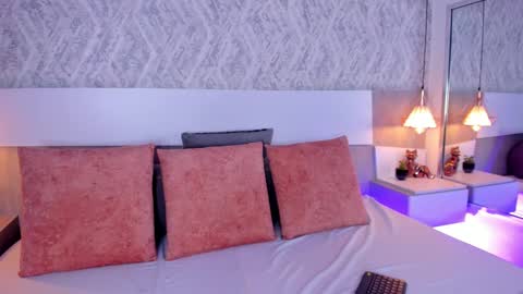 Aisha online show from 02.22.25