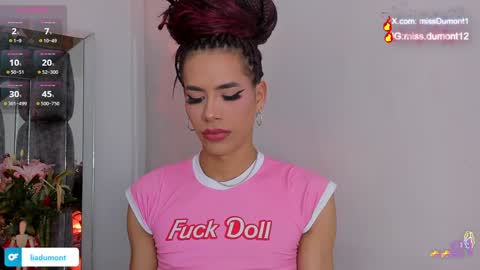 Snapshot of aivadumont chatting on 12.06.24 Queen Dumont online show from 12.06.24