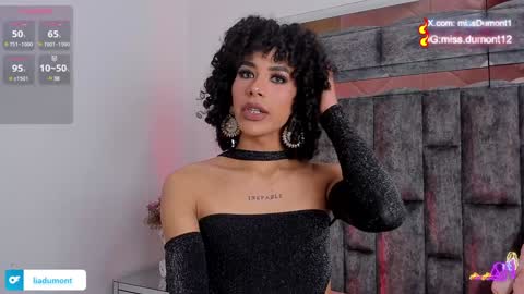 Snapshot of aivadumont chatting on 01.07.25 Queen Dumont online show from 01.07.25