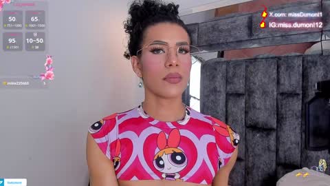 Snapshot of aivadumont chatting on 01.15.25 Queen Dumont online show from 01.15.25