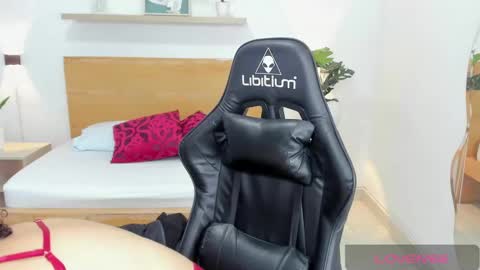 Aixa Burgos online show from 03.07.25