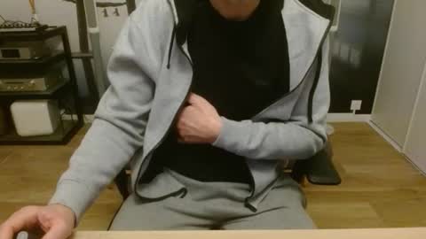 Snapshot of aixcited chatting on 03.08.26 aixcited online show from 03.08.26