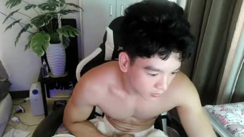 Snapshot of aj_hotshotxxx chatting on 07.22.26 AJ online show from 07.22.26
