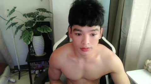 Snapshot of aj_hotshotxxx chatting on 07.30.26 AJ online show from 07.30.26