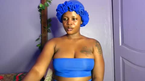 Snapshot of ajcharms chatting on 10.11.25 ajcharms online show from 10.11.25