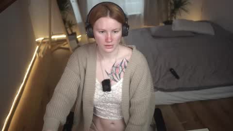 Snapshot of akaneiro_demon chatting on 01.20.25 Akaneiro online show from 01.20.25