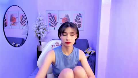 Snapshot of akaza_hakuji_ chatting on 01.15.25 Azaka online show from 01.15.25