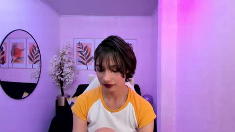 Snapshot of akaza_hakuji_ chatting on 01.27.25 Azaka online show from 01.27.25