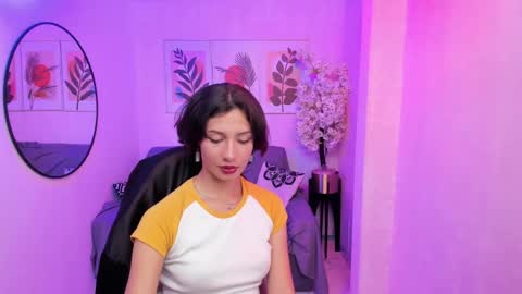 Snapshot of akaza_hakuji_ chatting on 02.22.25 Azaka online show from 02.22.25