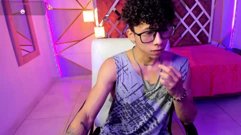 Snapshot of akazaboy chatting on 01.29.25 akazaboy online show from 01.29.25