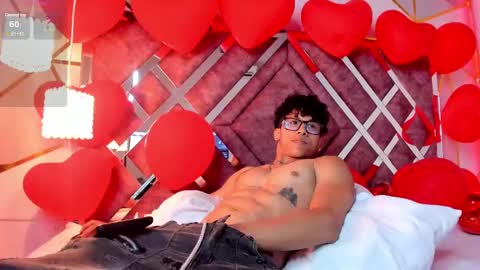 Snapshot of akazaboy chatting on 02.23.25 akazaboy online show from 02.23.25