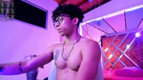 Snapshot of akazaboy chatting on 03.12.25 akazaboy online show from 03.12.25