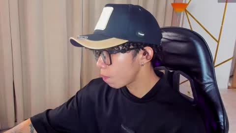 akazaboy online show from 05.06.26