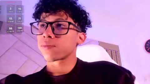 akazaboy online show from 07.14.26