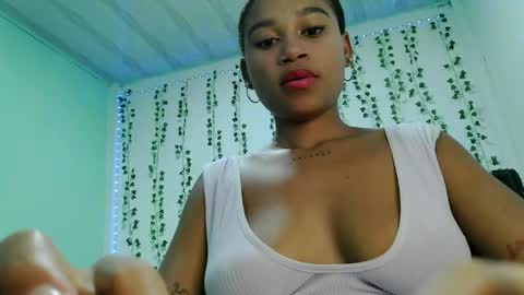 akemy_saunderz online show from 06.04.26