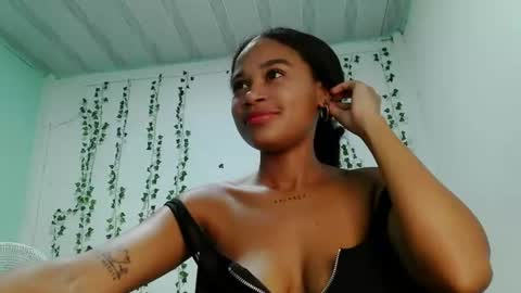akemy_saunderz online show from 07.23.26