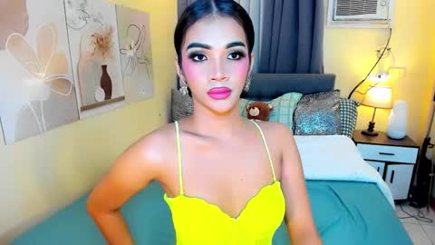Snapshot of akira_heleana_nastyxx chatting on 10.27.25 AYESHA CUTE NOT INTO CHEAP online show from 10.27.25