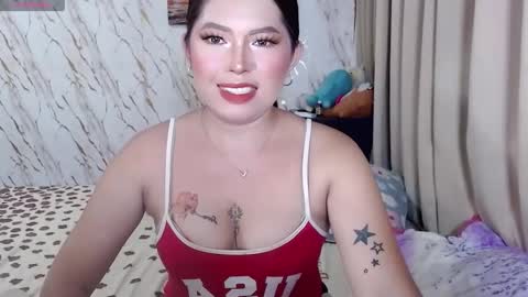 akiragirl_ online show from 05.17.26