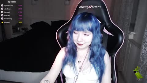 akirahartyx online show from 12.01.24