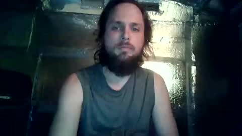 Snapshot of akki175 chatting on 10.29.25 Jay online show from 10.29.25