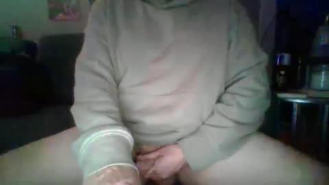 akpchi1984 online show from 01.13.25